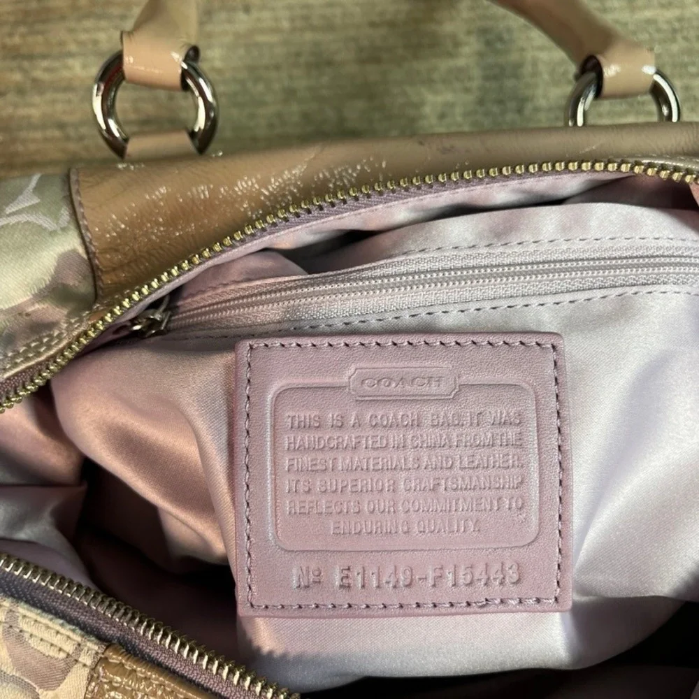Coach Signature C Satchel Bag Lavender Pink Patent Leather Trim F15443